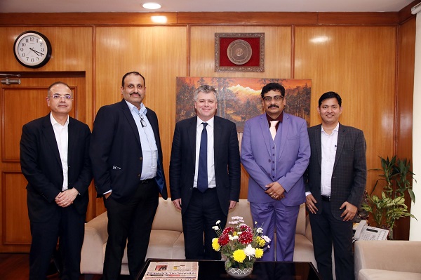 pic-3-viasat-and-bsnl-kick-off-first-satellite-skilling-course-in-india-1772019533