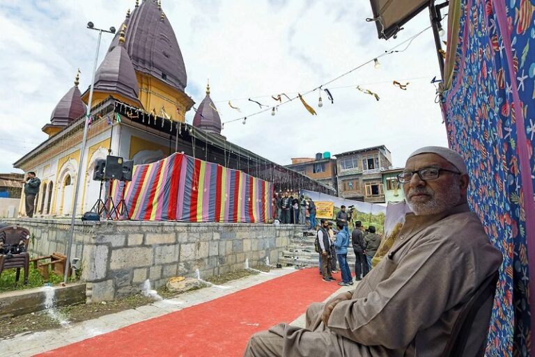 00000000000-1774590546